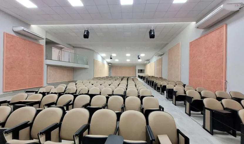Interior do Auditório Bom Pastor